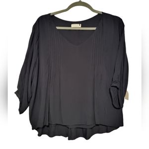 Jackson Rowe Women's Bluttershy Top Blouses Black Size Medium.